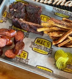 Mac’s Bar-B-Que & Catering