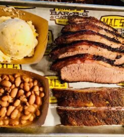 Mac’s Bar-B-Que & Catering