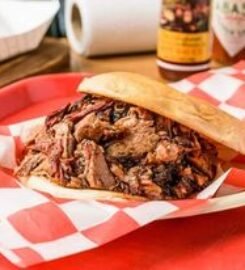 Boxcar Bar B Que