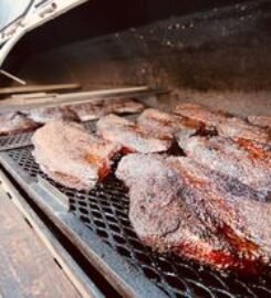 Yearby’s BBQ & Waterice