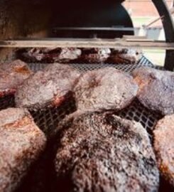 Yearby’s BBQ & Waterice