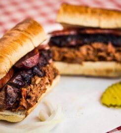 Hoegemeyer’s Barbeque Barn