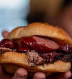 Nueces Brewing and Barbecuing