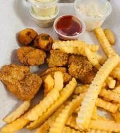 Reds Bar B Que-Boat Club