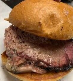 4-T’S Bar-B-Q & Catering