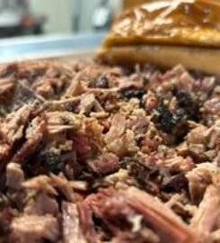 4-T’S Bar-B-Q & Catering