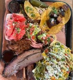 VAQUEROS TEXAS BAR-B-Q