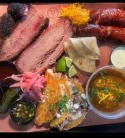 VAQUEROS TEXAS BAR-B-Q