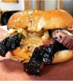 4-T’S Bar-B-Q & Catering