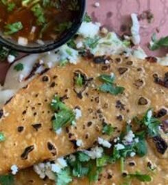 VAQUEROS TEXAS BAR-B-Q