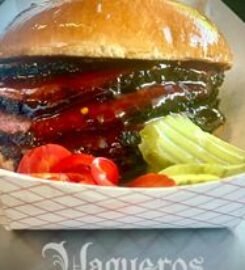VAQUEROS TEXAS BAR-B-Q