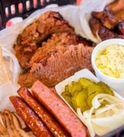 Rudy’s “Country Store” and Bar-B-Q