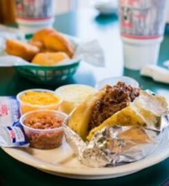 Stringer’s Lufkin Bar B Q