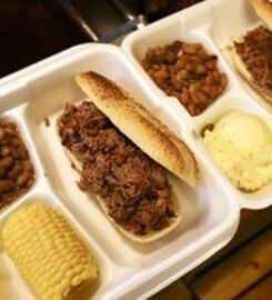 Hot Pit B-B-Q Del Rio