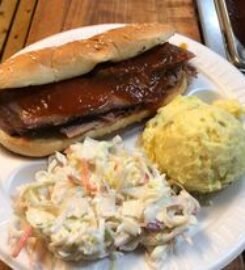 Hot Pit B-B-Q Del Rio