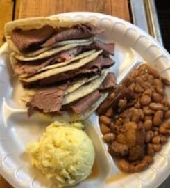 Hot Pit B-B-Q Del Rio